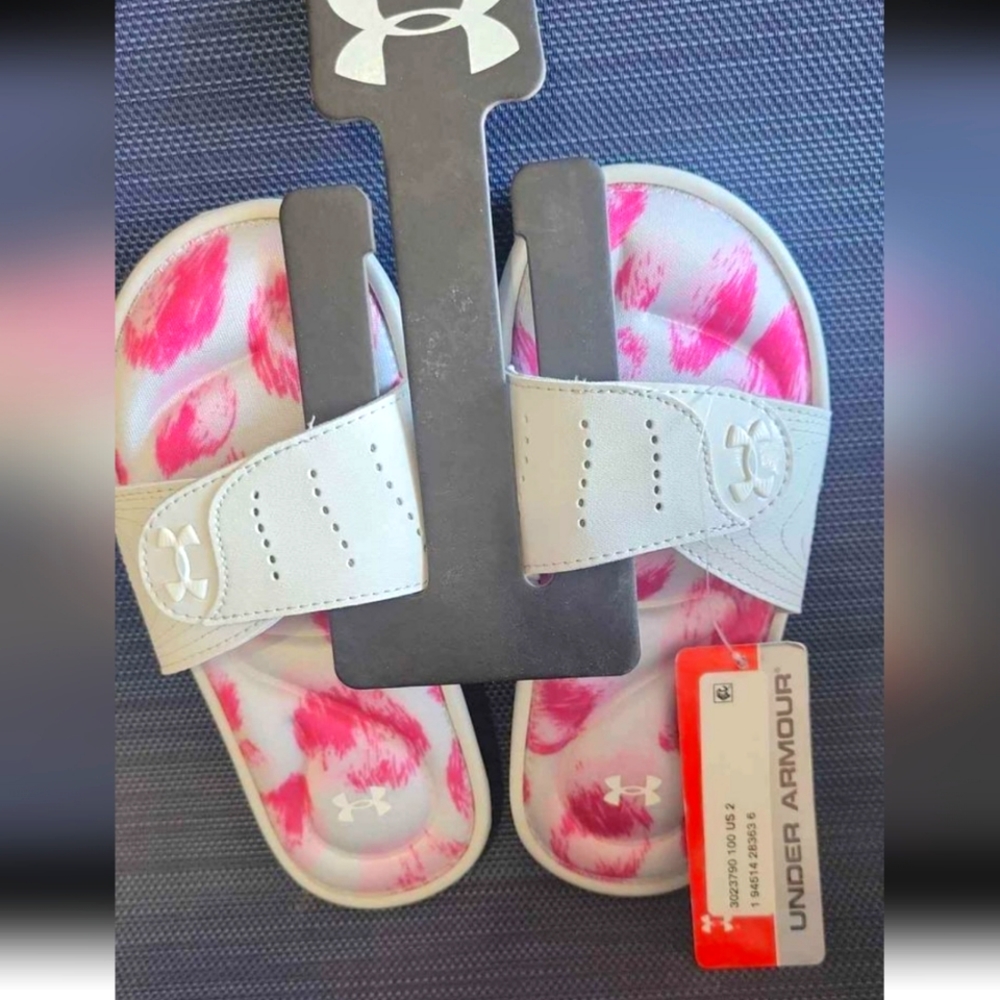 Under Armour Ignite VI Graphic Girls Size 2y White/pink Slide Sandals